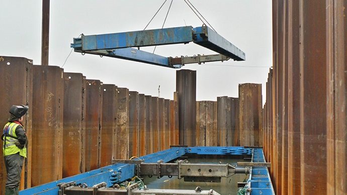 groundwork support equipment for sheet piles and struts
