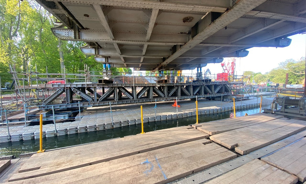 Temporary works on Nuneham Viaduct